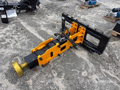 2025 GIYI D680 Skid Steer Post Driver (Unused)