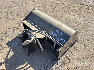 2025 GIYI GY-D5T 36 in Hydraulic Tilting Excavator Bucket (Unused)