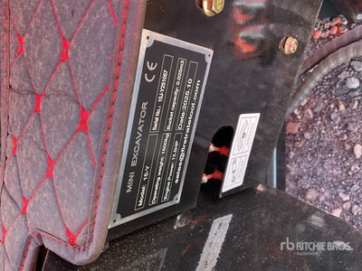 2025 VICSEC VC15J-Y Mini Excavator (Unused)