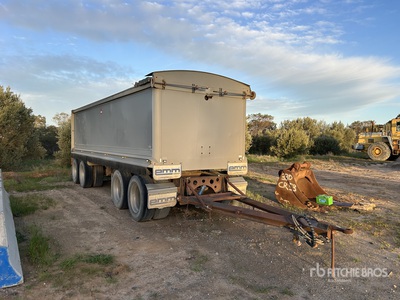 2012 BTE Quad Dog End Dump Trailer