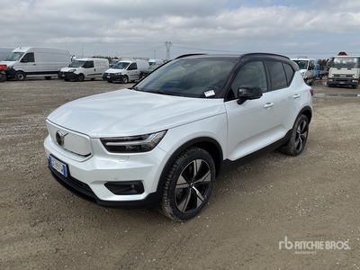 2021 Volvo XC40 Electric PURE ELECTR. P8 RECHARGE R-DESIGN SUV