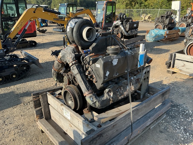 Cummins V903 Turbo Diesel Engine