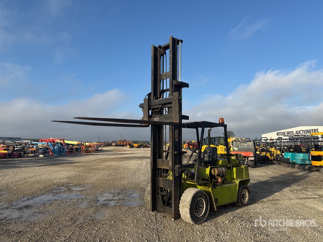 Clark C500Y 5000 kg Forklift | Ritchie Bros. Auctioneers