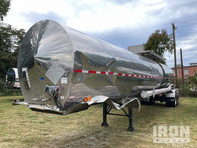 1996 Brenner DOT407SS 7000 gal T/A タンクトレーラー
