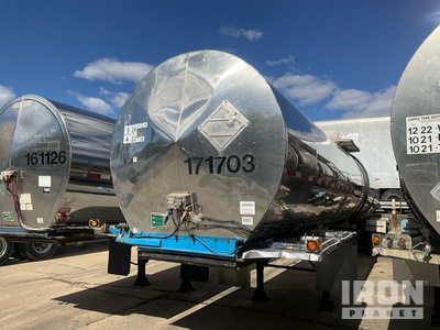 1988 Krohnert MC307SS 6800 gal T/A Tanker Trailer