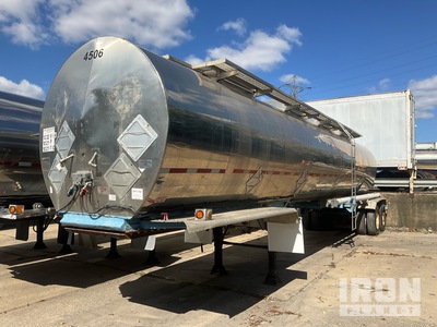 1985 Stainless Tank  MC307SS 7000 gal T/A Tanker Trailer