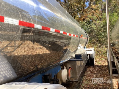 1978 Polar 5400 gal T/A Przyczepa cysterna