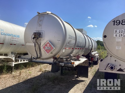 1998 Trailmaster 8400 gal T/A Tanker Trailer