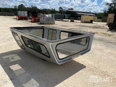 Leer Truck Cap