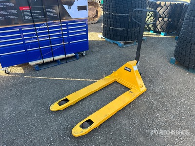 2500 kg Pallet Jack (Unused)