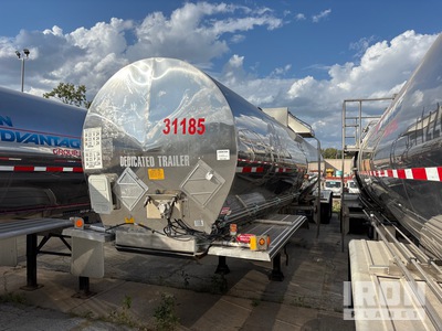 1984 Bar Bel MC307SS 7000 gal T/A Tanker Trailer