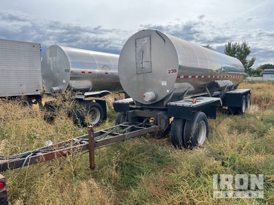 1992 Beall T/A Turntable B-Train Pup Tanker Trailer
