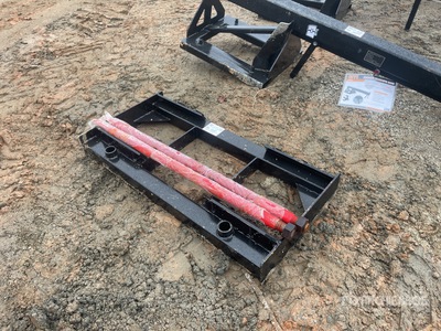 2025 GIYI GY-BF47C 47 in Skid Steer Bale Spear (Unused)