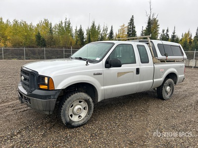 2006 Ford F-250 4x4 Extended Cab Pickup