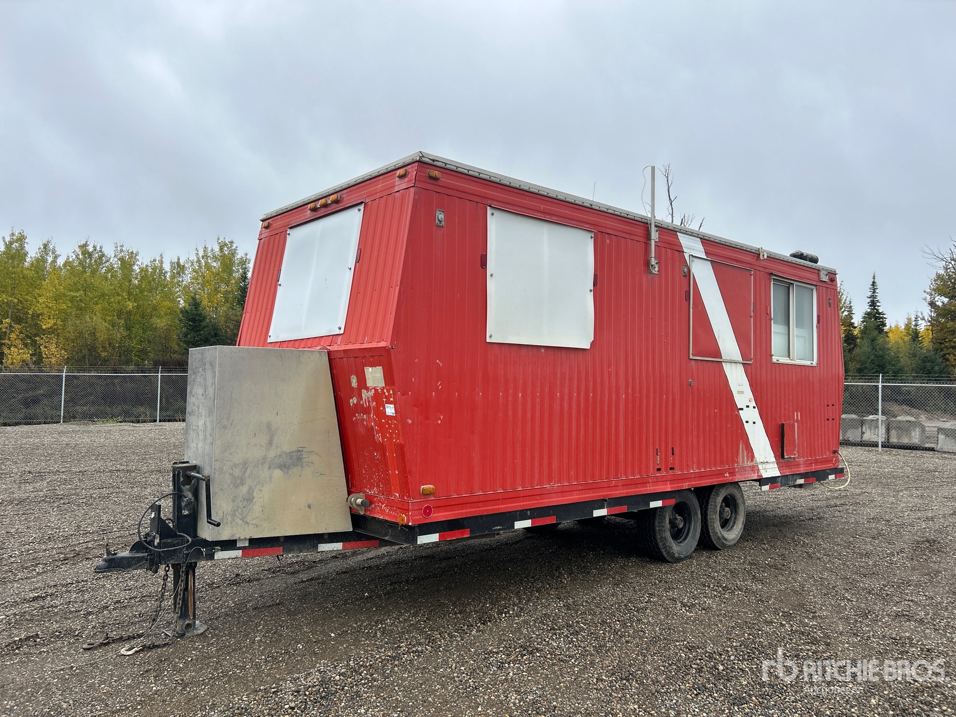 1987 Atco 25 ft x 8 ft 4 in Portable T/A Kitchen Trailer