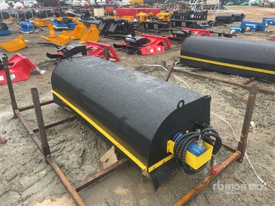 2025 GIYI GY-BS72B 72 in كانس للسكيد ستير  (Unused)