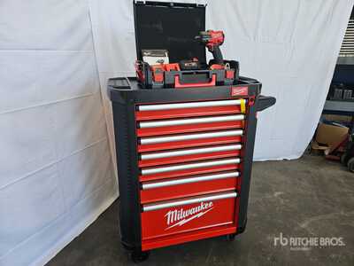 Milwaukee SRC 30-1 Red Black Tool Cabinet (Unused)