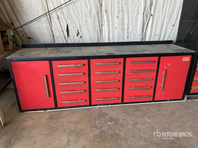 29 in x 113 in 2 Cabinet 15 Drawer Werkzeugkiste