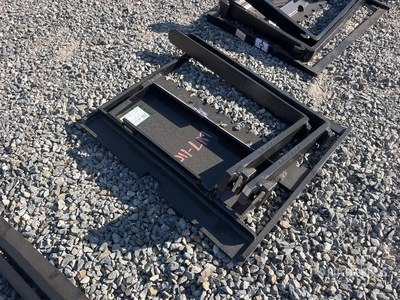 2025 GIYI GY-XHC 29 in Mini Skid Steer Forks (Unused)