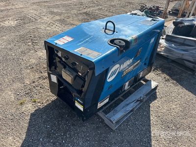 Miller 400 20 A Skid-Mounted Multi-Process Motor aangedreven lasser (Inoperable)