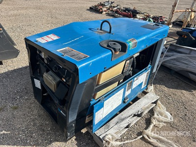 Miller 400 20 A Multi-Process Soudeuse à moteur (Inoperable)