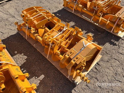 Quantity of (8) 2025 GIYI VCA-8 Mini Excavator Attachments - Fits Cat 301 (Unused)