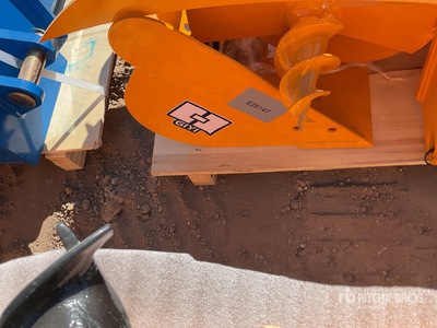 Quantity of (8) 2025 GIYI VCA-8 Mini Excavator Attachments - Fits Cat 301 (Unused)