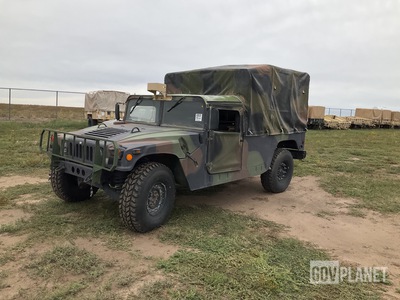 1993 AM General M1097R1 HMMWV 2 Door Soft Top w/Truck Body