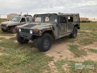 AM General M1097R1 HMMWV 4 Door Soft Top w/Truck Body