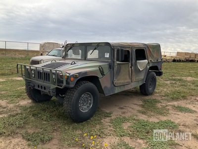 1989 AM General M1097R1 HMMWV 4 Door Soft Top w/Truck Body