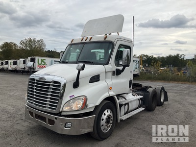 2013 Freightliner CA113 6x4 T/A Sleeper Truck Tractor