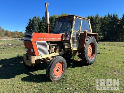 Zetor 8011 2WD Tractor (Inoperable)