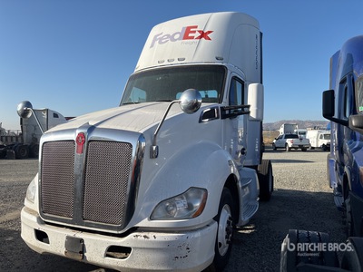2015 Kenworth T680 4x2 S/A Day Cab Truck Tractor