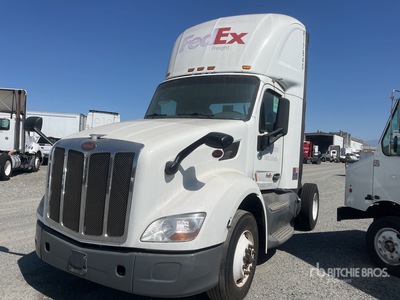2016 Peterbilt 579 4x2 Ciągnik siodłowy z kabiną dzienną S/A