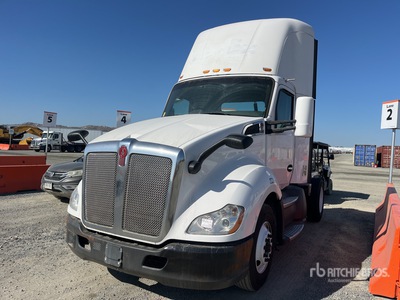 2017 Kenworth T680 4x2 تراكتور شاحنة (أحادي المحور)