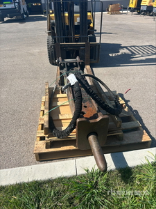 Cat B8 Hydraulic Breaker