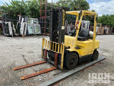 Hyster H50XM 4750 lb Pneumatic Tire Forklift