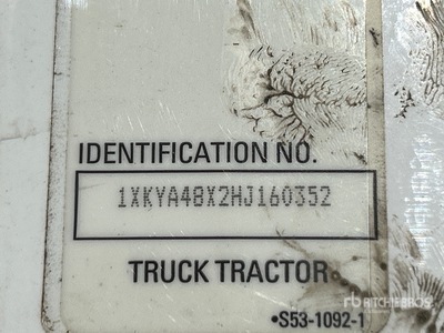 2017 Kenworth T680 4x2 S/A Day Cab Truck Tractor