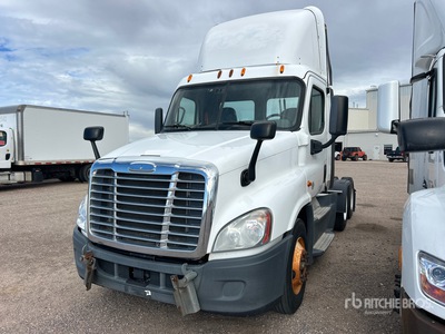 2015 Freightliner Cascadia 125 6x4 Cabeza Tractora Cabina Corta