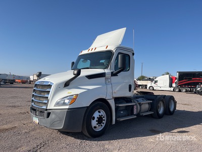 2018 Freightliner Cascadia 126 6x4 Cabeza Tractora Cabina Corta