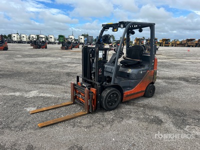 2014 Toyota 8FGCU20 Pneumatic Tire Forklift