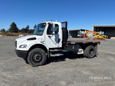 2004 Freightliner M2106 4x2 Flatbed Truck