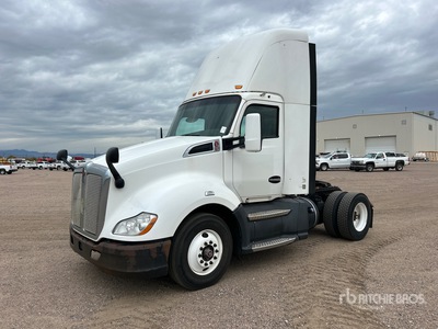 2016 Kenworth T680 4x2 Day Cab Truck Tractor