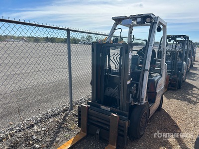 2013 Nissan MCP1F2A20LV 4000 lb Pneumatic Tire Forklift