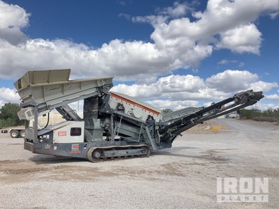 Metso ST2.4 Tracked Scherminstallatie