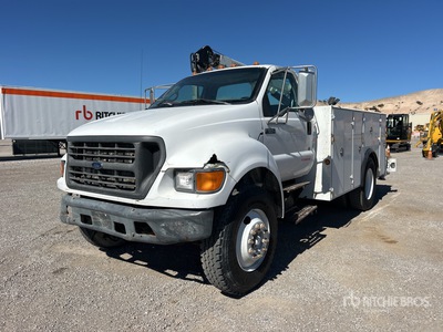 2002 Ford F-650 4x2 Service Truck
