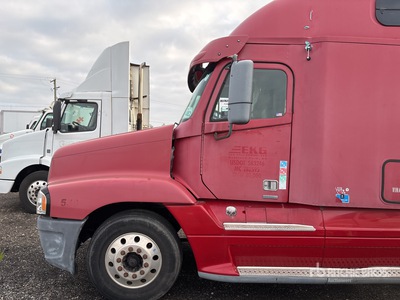 2007 Freightliner CST120 6x4 Cabina con cuccetta per trattore stradale (Inoperable)