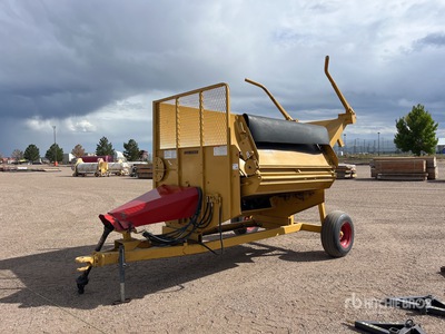 Haybuster 2620 S/A Bale Processor