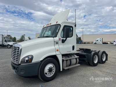 2020 Freightliner Cascadia 125 6x4 3-Achs Sattelzugmaschine