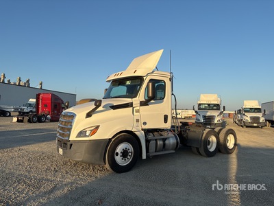 2019 Freightliner Cascadia 126 6x4 T/A Day Cab Truck Tractor
